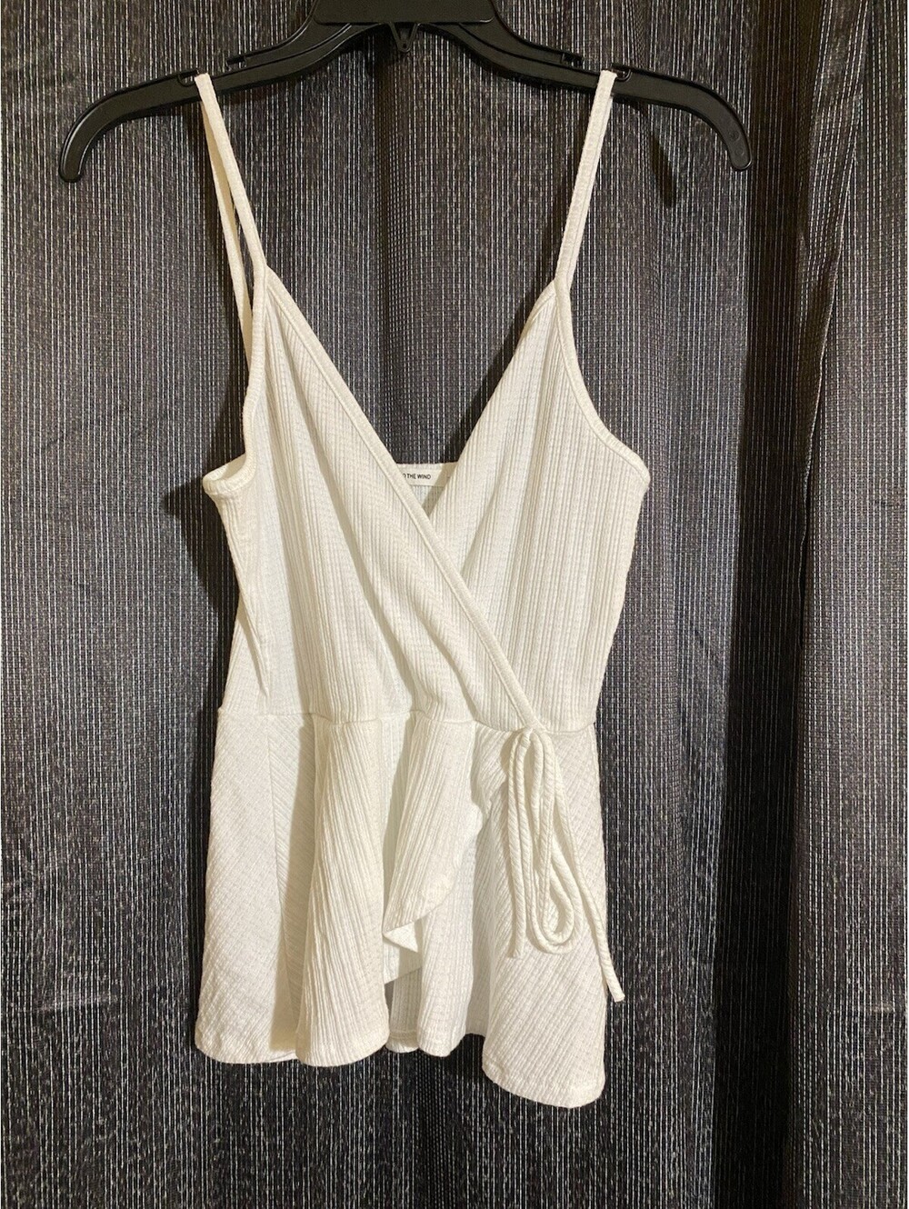 Caution to the Wind Women's Small White Ribbed Spaghetti Strap Top w/ Side Tie